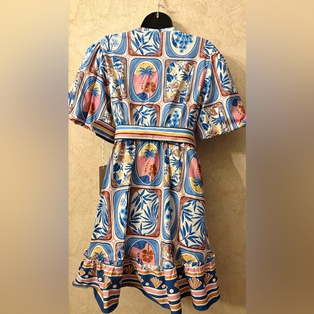 Joie Patterned Dress(Bust 44” Waist 46” Length 37”) - Picture 2 of 4